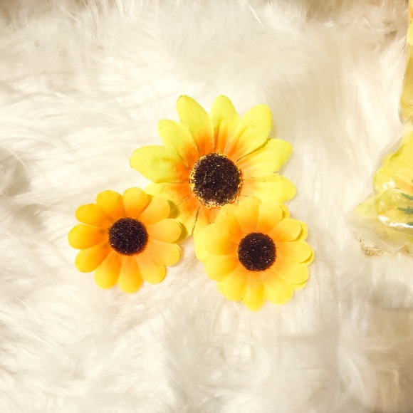 225 Artificial Sunflower Heads🌻 - Picture 4 of 5